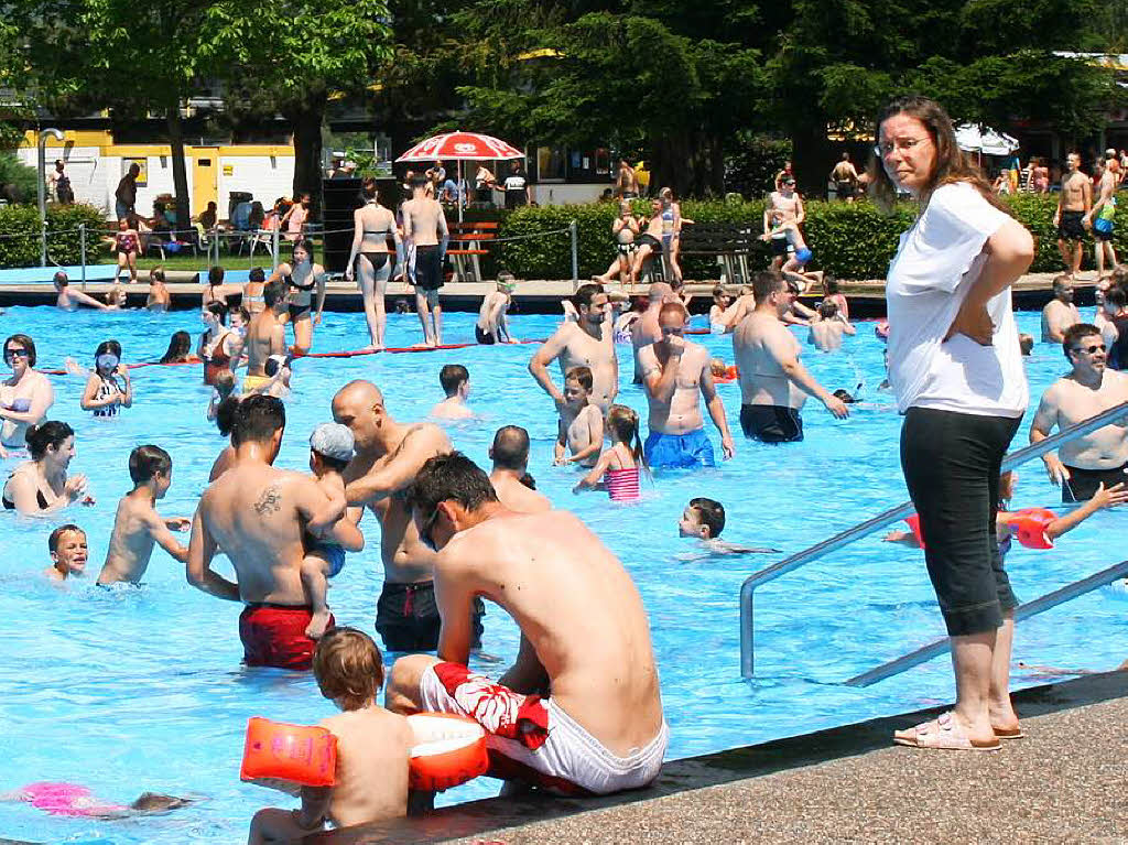 7600 Besucher Drängeln Sich Im Steinener Bad Steinen Badische Zeitung 2996