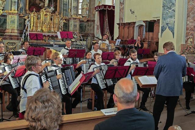 Fremde Klangwelten im Kirchenschiff