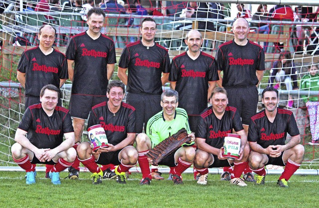 Die Mannschaft des SV Grafenhausen sie... Altherren-Turnier des FC Birkendorf.   | Foto: Dorothe Kuhlmann