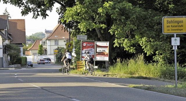 Noch mssen die Radfahrer, die von Eic...auf einer eigenen Fahrbahn weitergehen  | Foto: Markus Zimmermann