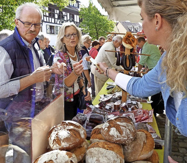 Bald gibt&#39;s wieder leckeres Bauern...kmarkt auf dem Hfinger Sennhofplatz.   | Foto: Gabi Lendle