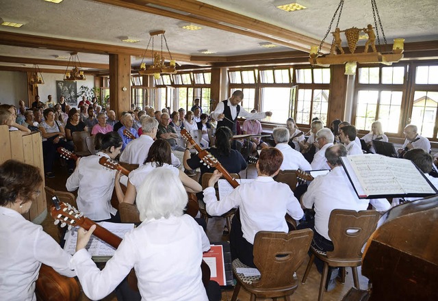 Jechtingen. Matine-Konzert vor groer Zuhrerschaft im Burgundersaal.  | Foto: Roland Vitt