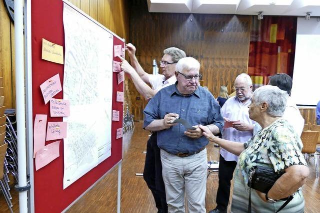 Brger neigen zu Rathaus in Wyhlen