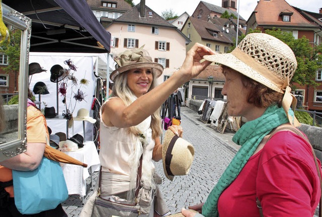 Beim Kunst- und Handwerkermarkt in Laufenburg sind immer alle gut behtet.   | Foto: Jrn Kerckhoff