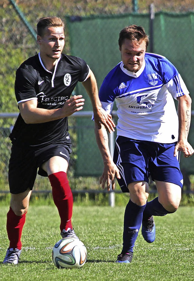 Unaufhaltsam zum Titel? Der FC Bosporu...m Rang zwei: Dennis Wojtynek, Hauingen  | Foto: Rogowski