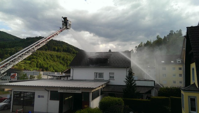 Bei dem Brand in der Schnauer Strae ...den von rund 200.000 Euro entstanden.   | Foto: Jrgen Albrecht