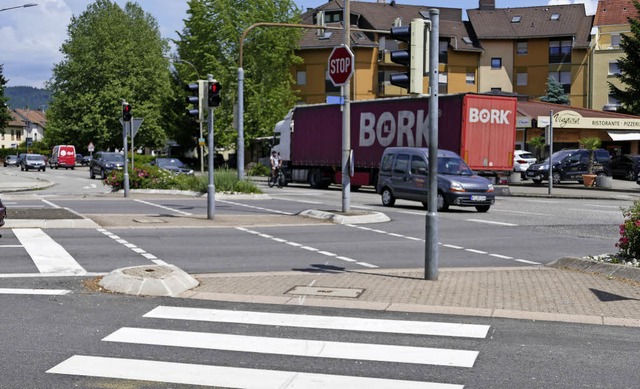 Der Kreuzung B34/Bergseestrae kommt w...aus Waldshut kommt aus der Baustelle.   | Foto: David Rutschmann