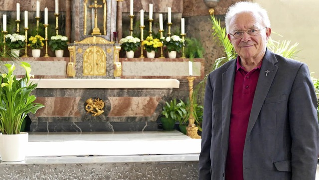 Pfarrer Albin Blmmel in der St. Josef...hr fr ihn ist, als ein Arbeitsplatz.   | Foto: Bischoff