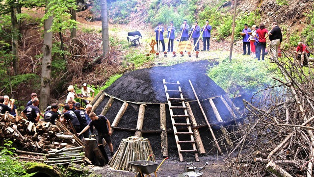 Viele Besucher erlebten am Samstag mit...ler in Wieden in Brand gesetzt wurde.   | Foto: Klabund