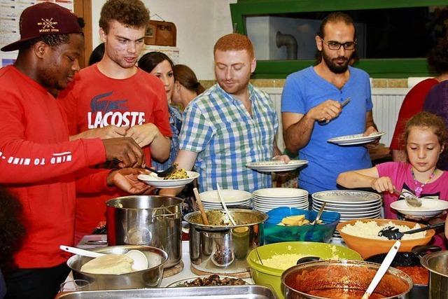 Heimatküche bringt Geflüchtete und Einheimische an einen Tisch