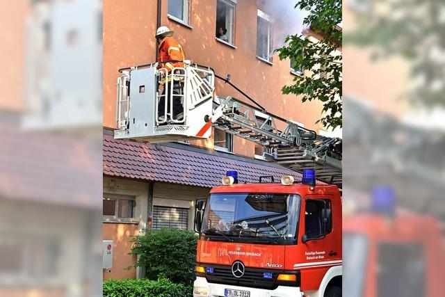 Spektakulre Feuerwehrbung am Krankenhaus