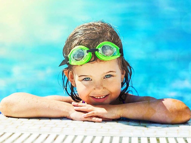 Das Schwimmabzeichen macht Kinder  stolz &#8211; und  auch  sicher.    | Foto: BillionPhotos.com (stock.adobe.com)