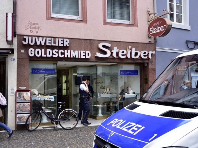 Das Juweliergeschft Steiber beim Schw...t am Mittwochmittag berfallen worden.  | Foto: Thomas Kunz