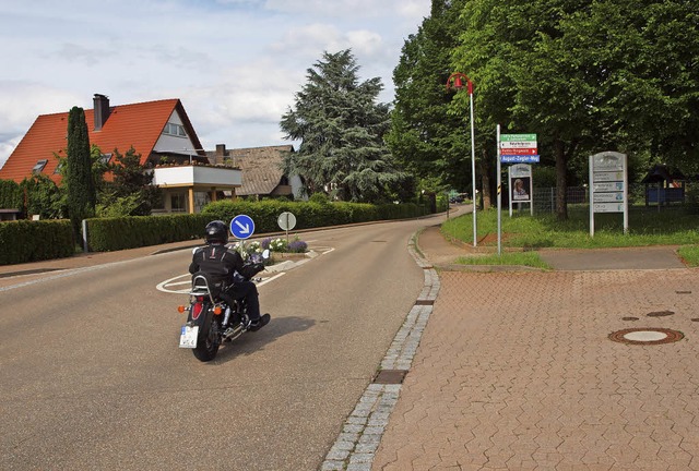 Ortseingang Wagenstadt: Ist der berwe...r?, fragt sich der Verkehrsausschuss.   | Foto: Michael haberer