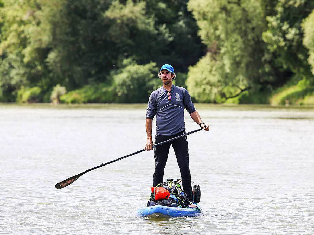 Merijn Tinga will in 30 Tagen 1200 Kilometer auf seinem Stand-up-Paddleboard zurcklegen.