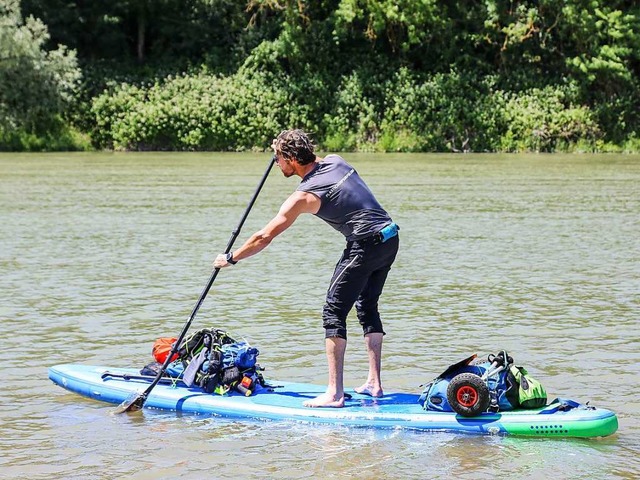 Merijn Tinga will als Plastic Soup Surfer auf Umweltverschmutzung hinweisen.  | Foto: Charlotte Janz