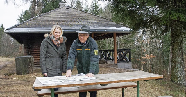 Mit der Wolfshtte entsteht in der Nh...en Ausbau der alten Waldarbeiterhtte.  | Foto: Peter Rosa