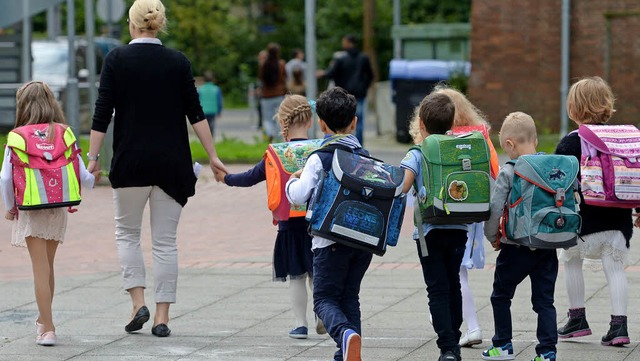 Auch Ausflge mit den  Schlern gehren zum Aufgabenbereich von Lehrern.    | Foto: Symbolbild: DPA