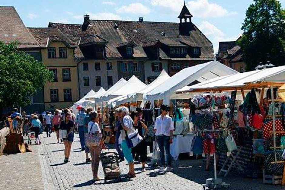 Kunst traf Handwerk in Laufenburg, zudem war verkaufsoffener Sonntag – fotografiert von Maria Schlageter Kunst traf Handwerk in Laufenburg, zudem war verkaufsoffener Sonntag – fotografiert von Maria Schlageter