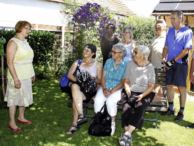 Das Ehepaar Hhn hie die Gste im Garten willkommen.   | Foto: Ulrike Hiller