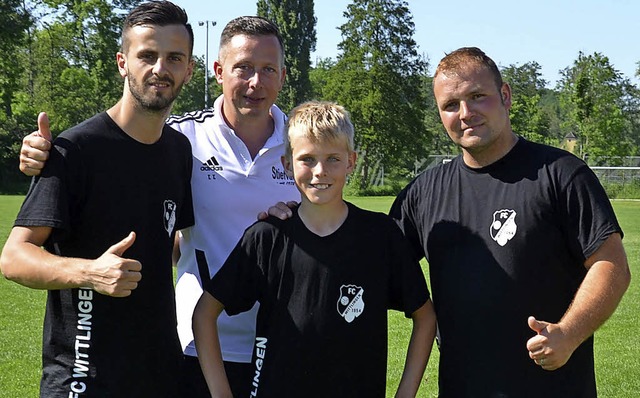 Co-Trainer Almir Qerimi, Jugendleiter ...Marius Klein, Trainer Daniel Windisch.  | Foto: FC Wittlingen