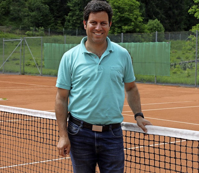 Florian Girgis, Sportwart und Trainer ...paturnier mit vielen Tennisfreunden.   | Foto: Cornelia Liebein