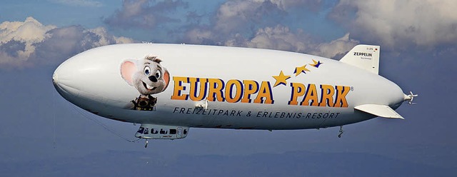 <BZ-FotoAnlauf>Bahn, Flugzeug, Zeppeli...d Euromaus fliegt  ber dem Bodensee.   | Foto: Europa-Park