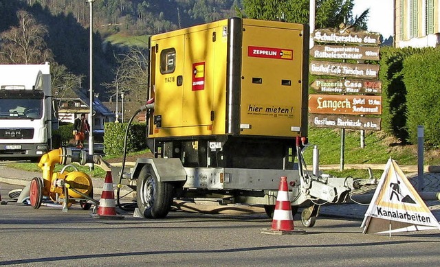 Auf der L123 zwischen Hof und Wasen wi...nierung in offener Bauweise erfolgen.   | Foto: Manfred Lange