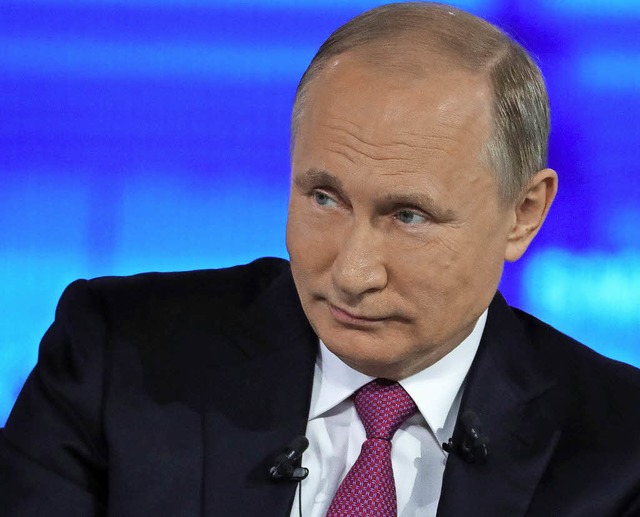 Putin bei der Brgersprechstunde   | Foto: AFP