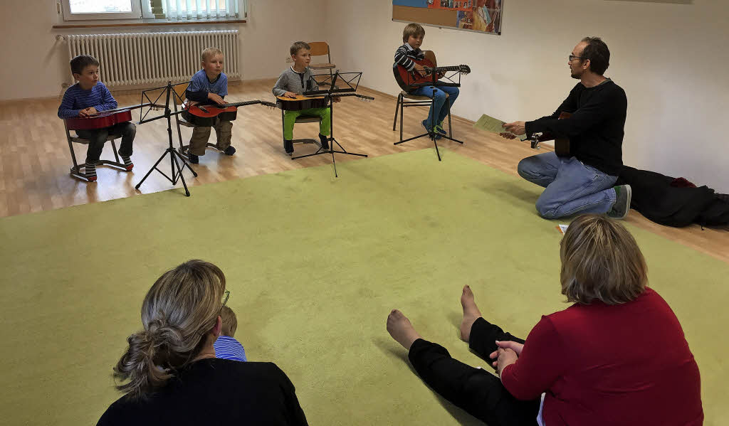 Musik Von Schülern Der Jugendmusikschule Und Tag Der Offenen Tür In Neustadt Titisee Neustadt 