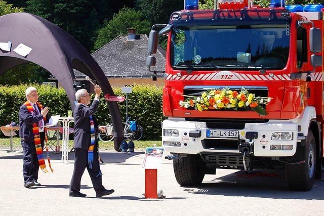 Neues Rstfahrzeug des Landkreises in St. Blasien