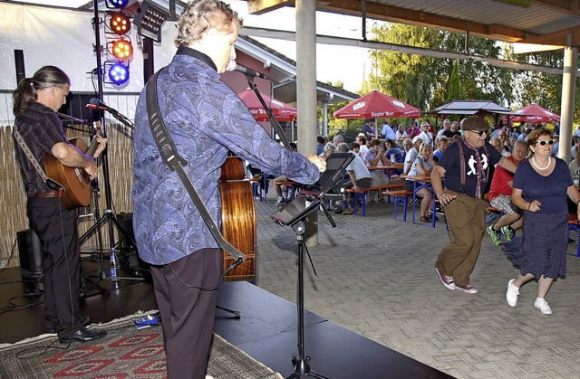 Beim Seenachtsfest des Angelsportverei...                                        | Foto: Alfred Peter