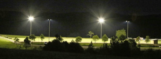 Es werde Licht: Die neue Flutlichtanlage in St. Mrgen macht das mglich.   | Foto: Heinrich Fehrenbach