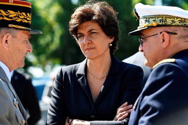 Verteidigungsministerin von Frankreich tritt zurück