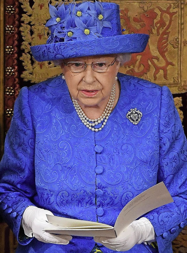 Die Queen stellt das Programm der britischen Regierung vor.   | Foto: dpa