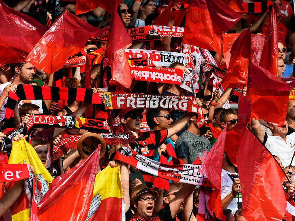 Dauerkarten des SC Freiburg sind weiterhin begehrt trotz