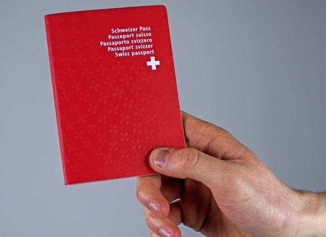 Obwohl in Aarau geboren, erhlt eine junge Trkin keinen Schweizer Pass.   | Foto: Remo Fotolia