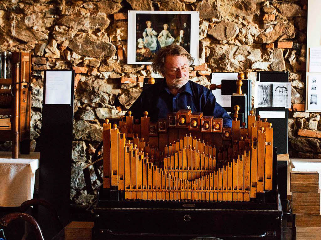 Impressionen vom Orgelfest: Pierre Charial spielte in der voll besetzten Kulturkathedrale und erhielt fr seine Vorstellung tosenden Applaus.