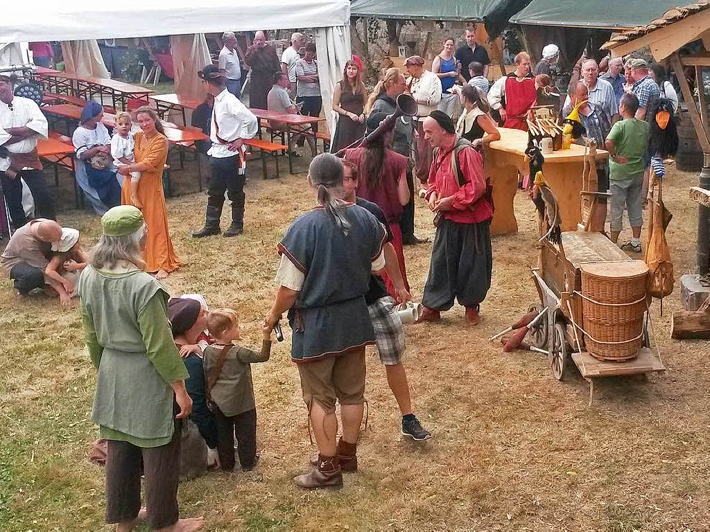 Mittelaltermarkt im Kloster in Riedern.