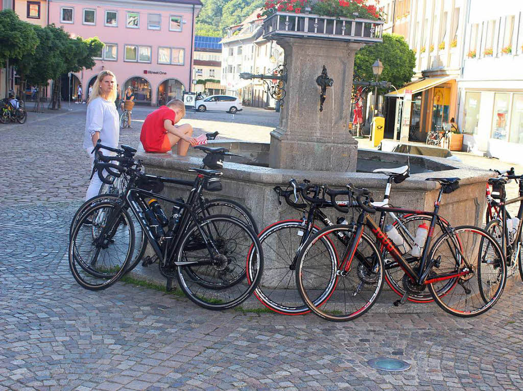 Wasser, Wels und Werkttige – Sommerfreuden und Sommeranstrengungen im Elztal und Umgebung.