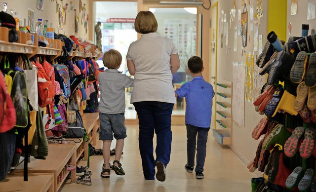Die Elternbeitrge fr den Kindergarte...n zum Januar um acht Prozent steigen.   | Foto: Symbolfoto: dpa