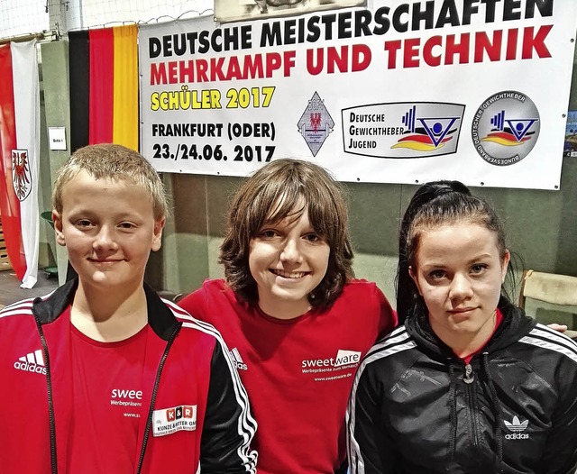 Stolzer Hebernachwuchs (von links): Ha...schen Schlermeisterschaft ihr Knnen.  | Foto: weisser