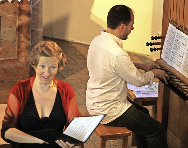 Michaela und Christian Wehrle musizierten perfekt aufeinander eingestimmt.   | Foto: Erich Krieger