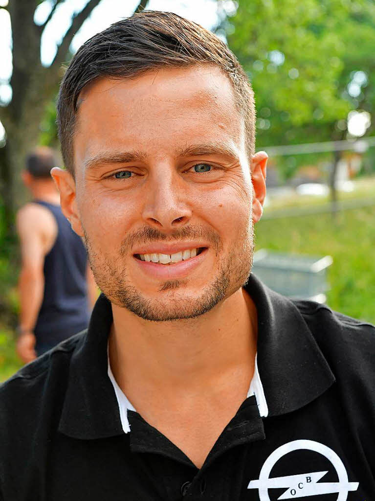 Der Vorsitzende des Opel-Clubs Brunnadern sieht noch relativ frisch aus nach drei Tagen mit wenig Schlaf. Der Vorsitzende des Opel-Clubs Brunnadern sieht noch relativ frisch aus nach drei Tagen mit wenig Schlaf.