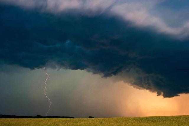 Nach einem Unwetter ist es in Lrrach zu berschwemmungen gekommen