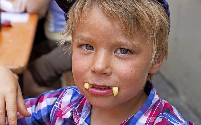 Eins ist sicher: Pommes frites gibt&#8...dliche Vampir wurde   2015 gesichtet.   | Foto: Musikverein