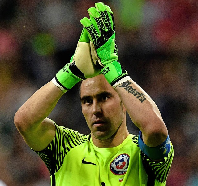 Held von Kasan: Claudio Bravo   | Foto: AFP