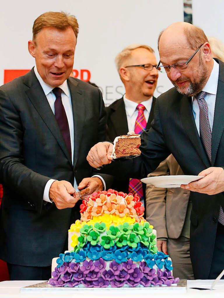 Abgeordnete und Zuschauer im Bundestag feierten die Entscheidung fr die Ehe fr alle.