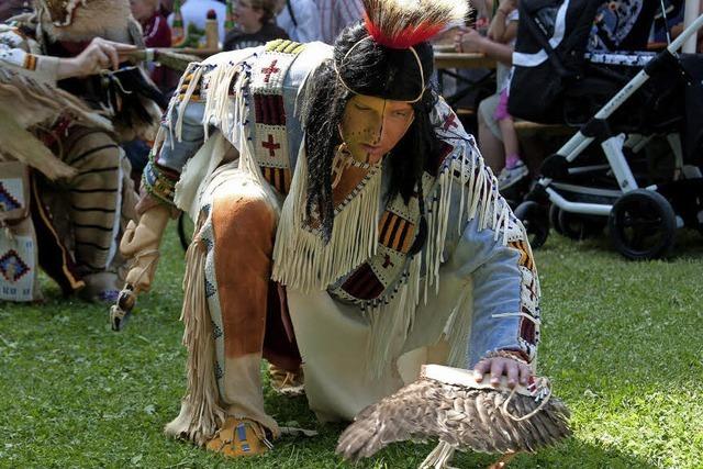 Der Verein der Mescalero-Apachen hat Tag der Offenen Tr