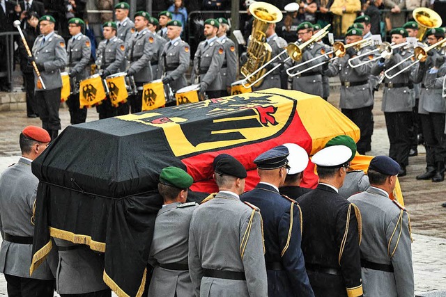 Helmut Kohl wird in Speyer beigesetzt.  | Foto: dpa